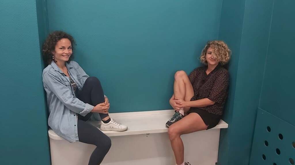 The project “DeMo” invites you to get acquainted with the artists, their works, and to decode modernity