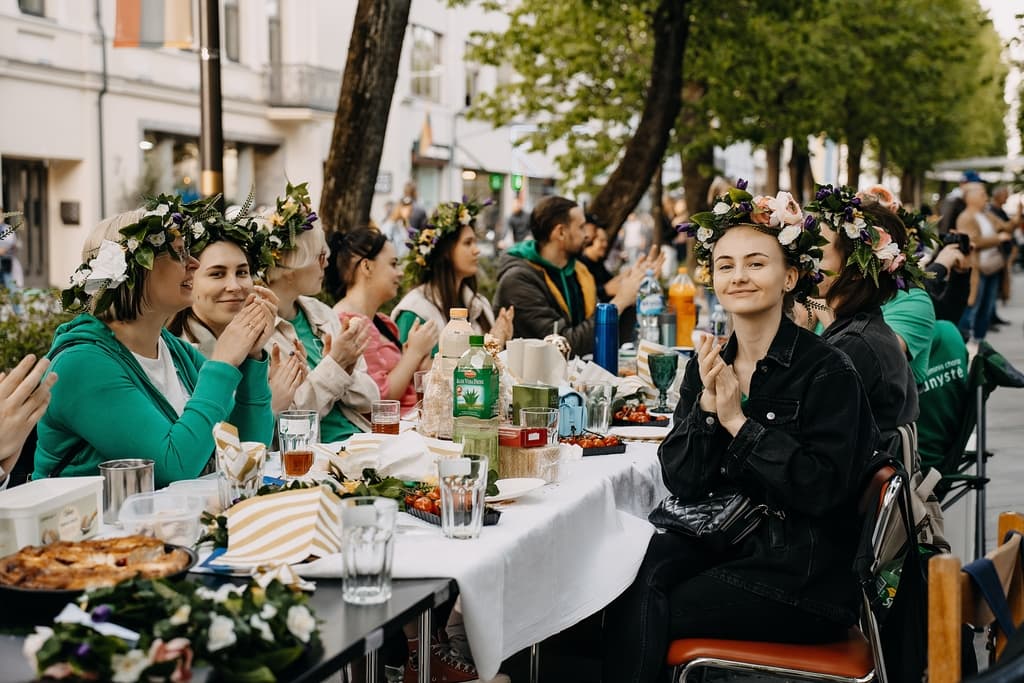 „Kiemų šventė“ jau šeštą kartą kviečia prie didžiausio vakarienės stalo Lietuvoje