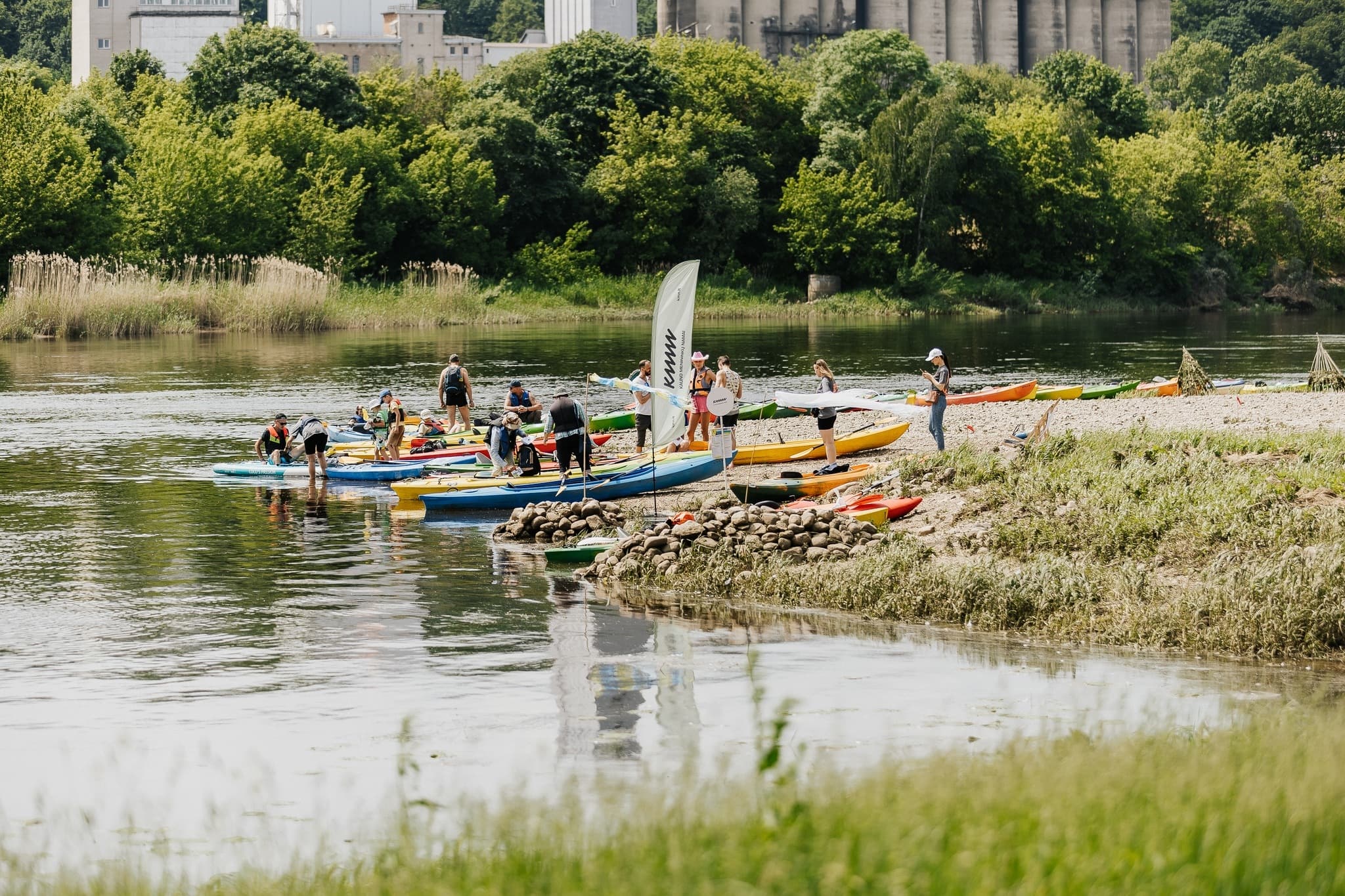 Kaunas vėl kviečia švęsti upę: kultūros kelionė vandeniu ir krantais, nuo Panemunės iki Santakos